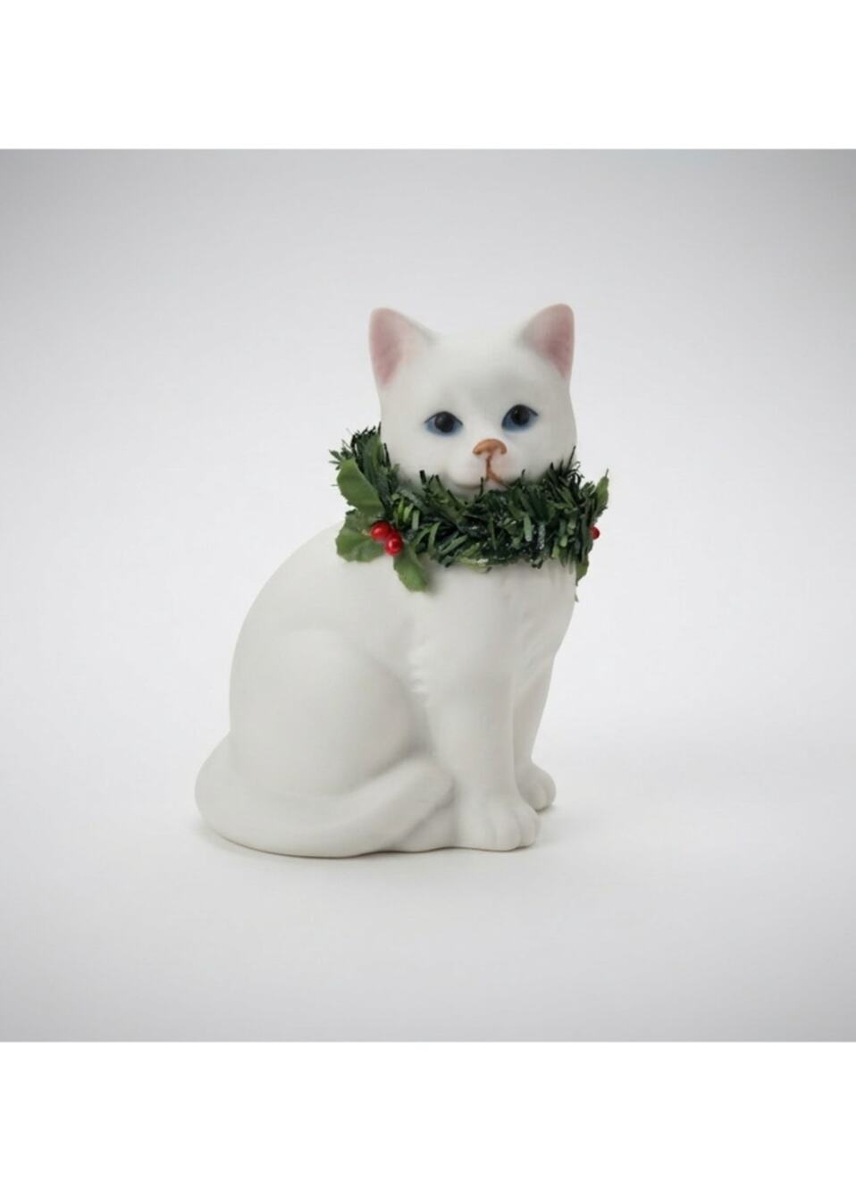 Vintage Ceramic White Cat Figurine, Christmas Holiday Decor with Holly Wreath